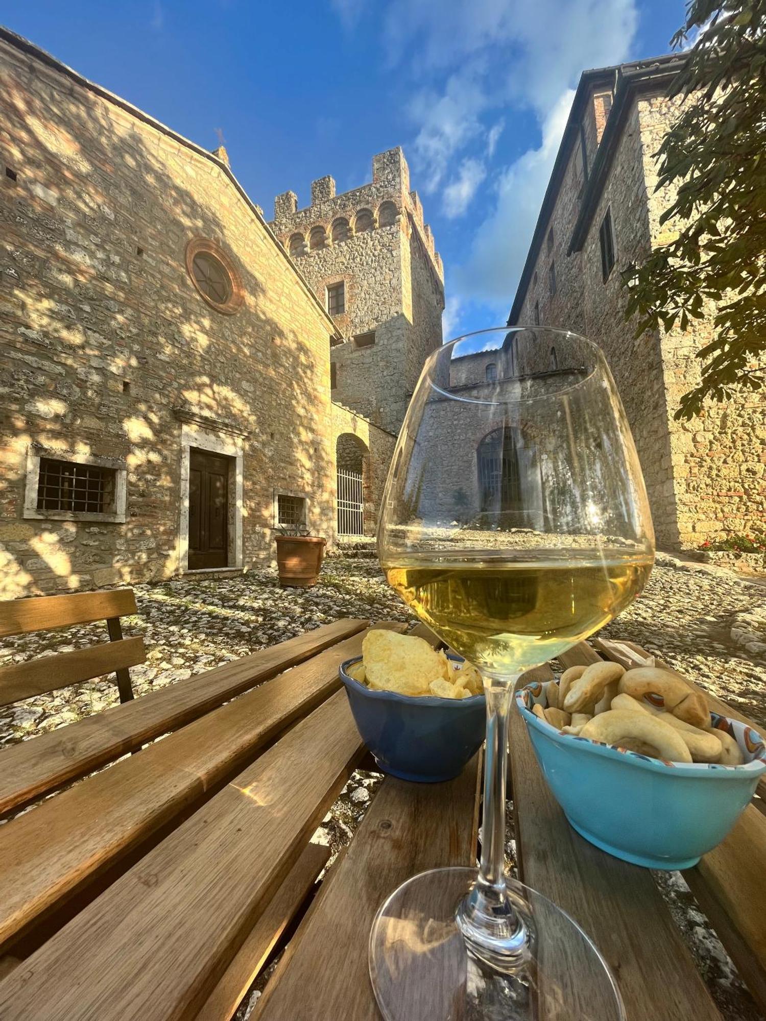 Castel Pietraio Villa Monteriggioni Eksteriør billede